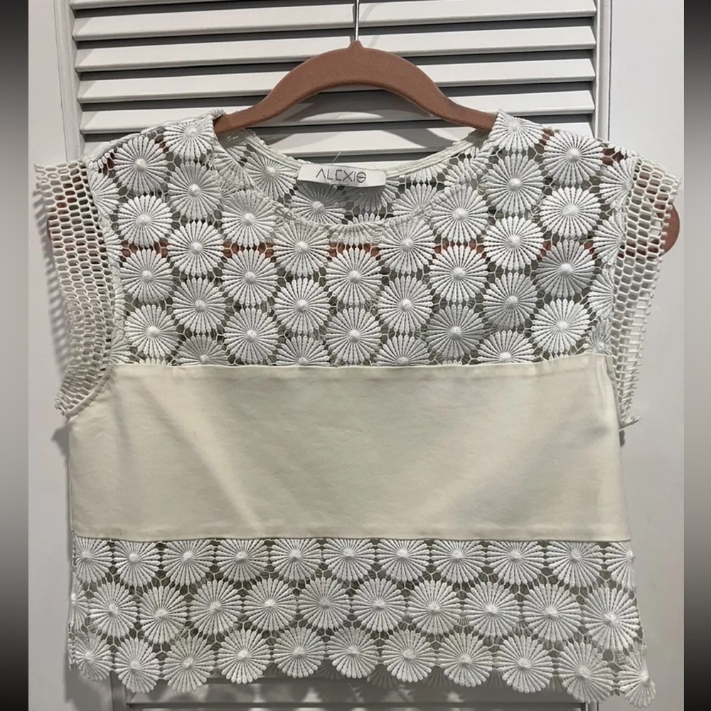 Alexis White Lace Crop Top size M
